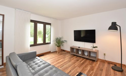 4888 19 St, Milwaukee WI 53209-5757 exterior