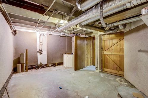 1321 73 St, Milwaukee WI 53214-3134 exterior