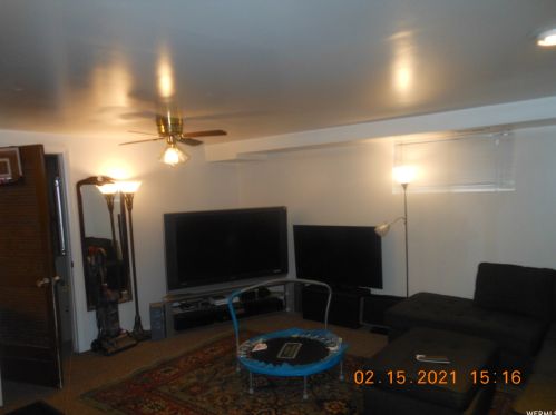 1386 8685, Sandy UT 84093-1574 exterior