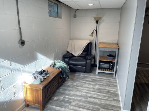 4468 65, Milwaukee WI 53220-3420 exterior