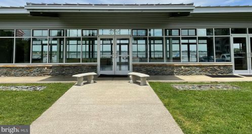 922 Annapolis Ave, Edgewater MD 21037-3919 exterior