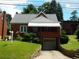 696 Filmore Rd, Pittsburgh, PA 15221-3674