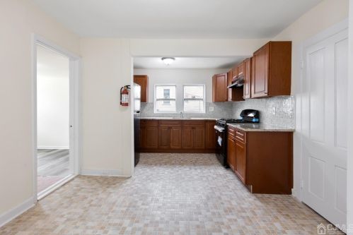 251 Handy St, New Brunswick NJ  08901-2943 exterior