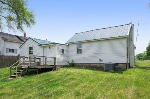 703 Kiddville St, Belding MI  48809-9594 exterior