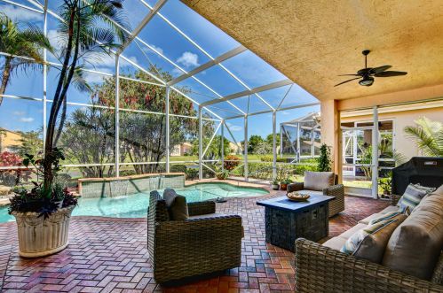 5407 Landon Cir, Boynton Beach FL 33437-1672 exterior