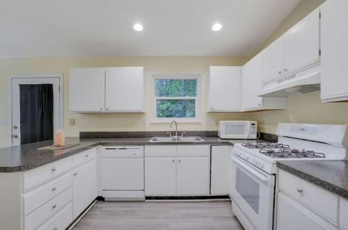 4217 Marjorie Rd, Lithonia GA  30039-6536 exterior