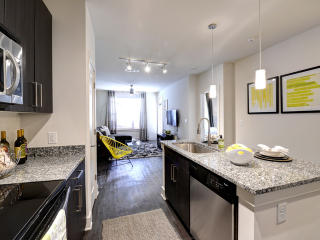 1220 Mecaslin St, Atlanta GA  30318-0053 exterior