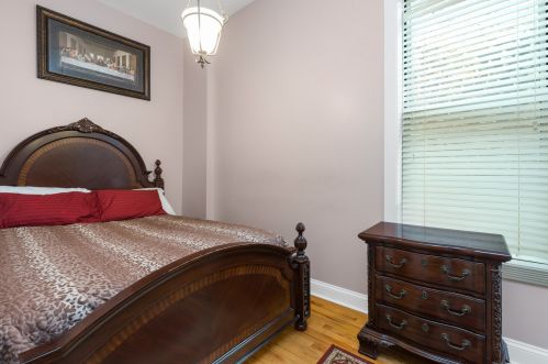 2513 Walton St, Chicago IL 60622-4510 exterior