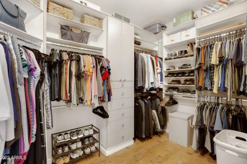 15405 18 Ave, Phoenix AZ 85015-3840 exterior