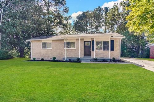 2040 Forrest Park Rd, Atlanta GA  30315-6965 exterior