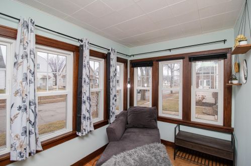 2040 70, Milwaukee WI 53223-2151 exterior