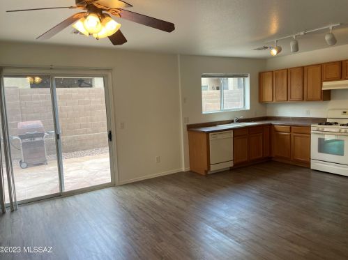 4216 Babbling Brook Dr, Tucson AZ  85712-6636 exterior