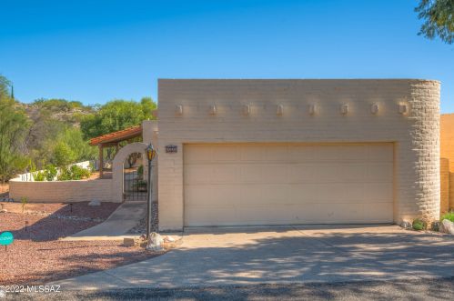 5048 Placita Del Lazo, Tucson AZ  85750-1529 exterior