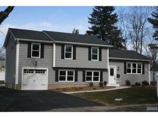 71 Grand Ave, Montvale, NJ 07645-2617