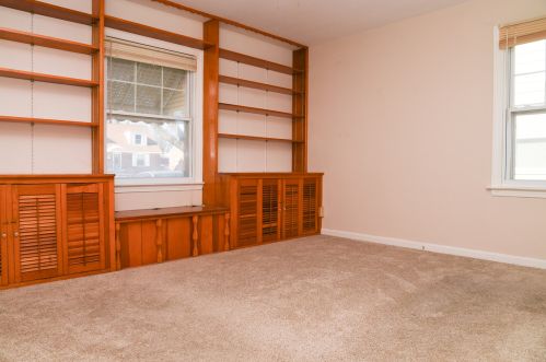 1029 Leith Ave, Waukegan IL 60085-2545 exterior