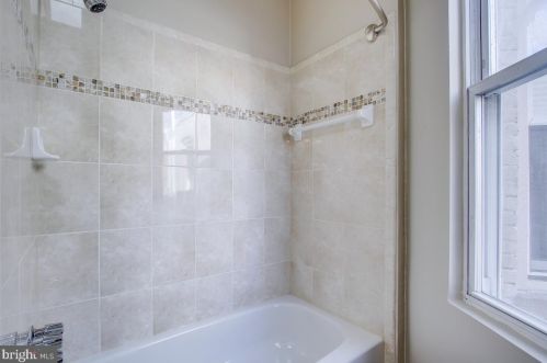 1434 F St, Washington DC 20002-4530 exterior