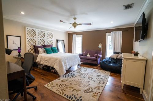 3240 70 St, Naples FL 34105-7222 exterior