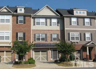 122 Linden Park Ln, Cary, NC 27519-9115