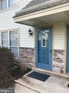 1615 Foxmeadow Cir, Limerick PA  19468-1550 exterior