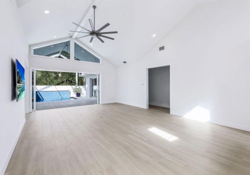 2100 Curtis St, Naples FL 34102 exterior