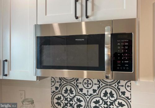 1153 Daly St, Philadelphia PA  19148-3018 exterior