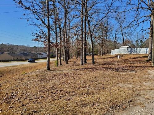 6194 Humphries Hill Rd, Austell GA 30106-3013 exterior