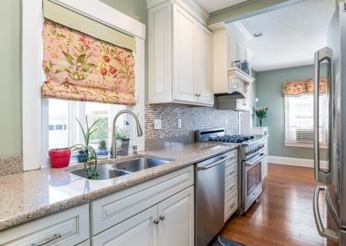 40 Benedict Ter, Springfield, MA 01106-1101