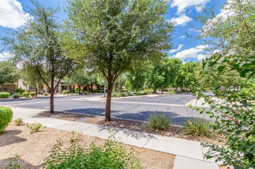 18909 44th St, Phoenix AZ  85050-3396 exterior