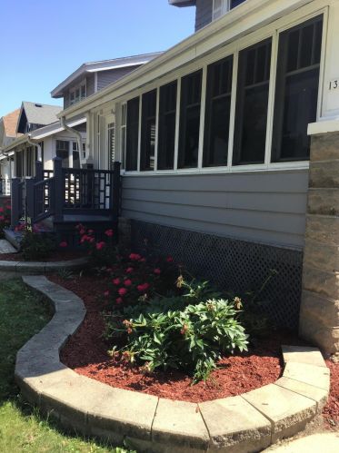 1324 76th St, Milwaukee, WI 53214-3035