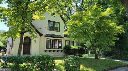 316 Maple Ave, Trenton NJ 08618-3402 exterior