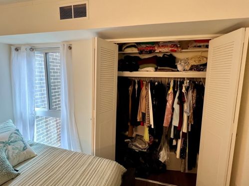 4204 Charlemagne Cir, Pittsburgh PA  15237-2912 exterior