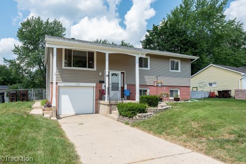 938 Yorkshire Ln, Bull Valley, IL 60014-7635