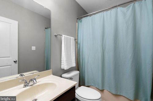 13221 Moonlight Trail Ct, Silver Spring MD 20906-6703 exterior