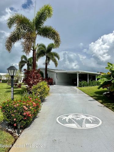 3824 Spatterdock Ln, Fort Pierce, FL 34952-3156