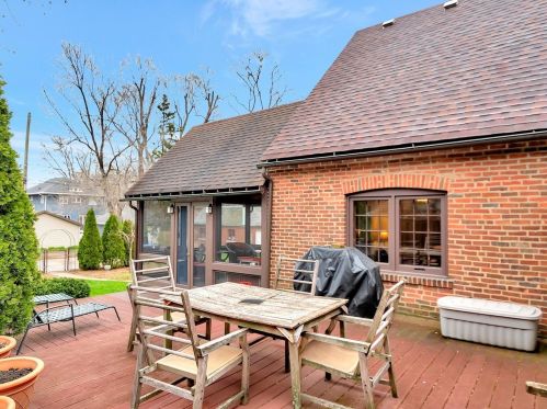 9341 Hoyne Ave, Chicago IL 60643-2028 exterior