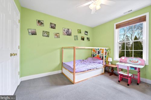 26 5 St, Media PA 19063-2819 exterior