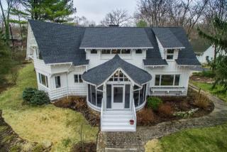 25 Armour Rd, Mahwah, NJ 07430-1400