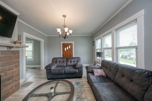 5107 Interboro Ave, Pittsburgh PA  15207-2327 exterior