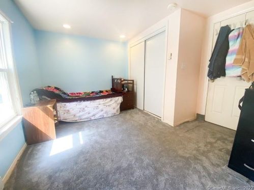 77 Albert St, Torrington CT 06790-6402 exterior