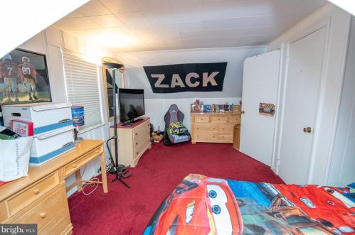 3255 Maple Rd, Huntingdon Valley PA exterior