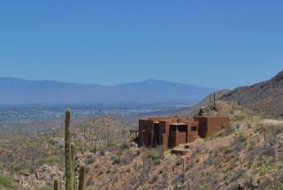 6425 Lost Canyon Dr, Tucson, AZ 85745-9551