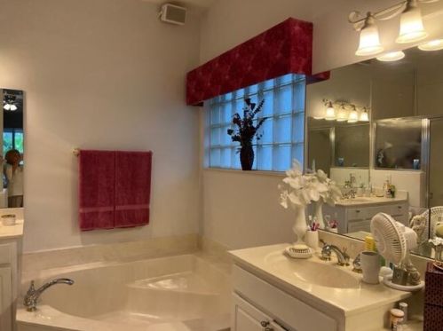 6934 Southport Dr, Boynton Beach FL 33472-6901 exterior