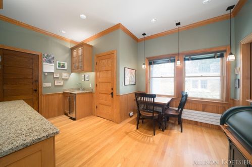 60 College Ave, Grand Rapids MI 49503-1155 exterior