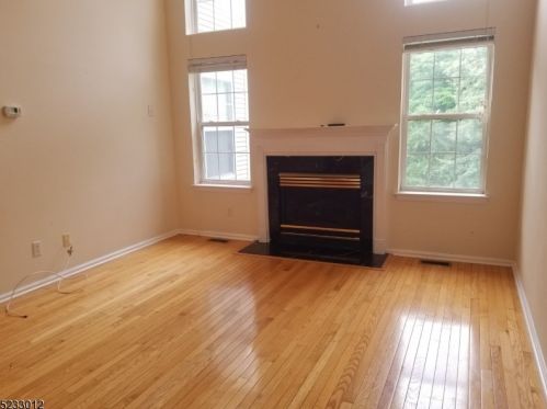 267 Marcia Way, Bridgewater NJ  08807-5754 exterior