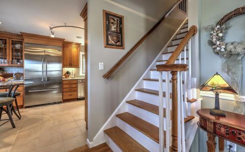 96 Cooper Ave, Milford CT exterior