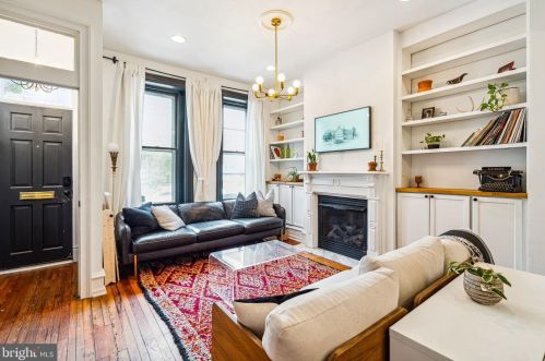 240 Fairmount Ave, Philadelphia PA  19123-2928 exterior