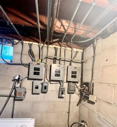 7712 Morgan Ave, Milwaukee WI 53207-3660 exterior