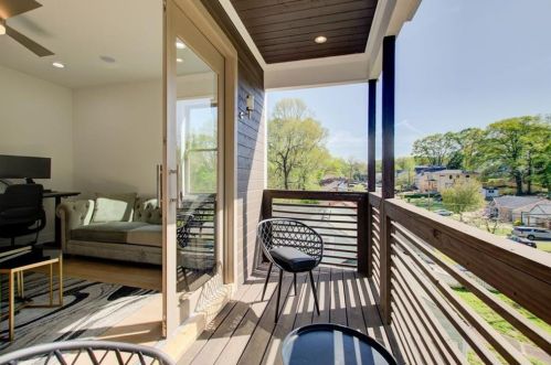 210 Mathewson Pl, Atlanta GA  30314-2629 exterior