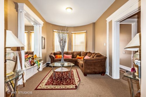 5404 Calumet Ave, Chicago, IL 60615-4807