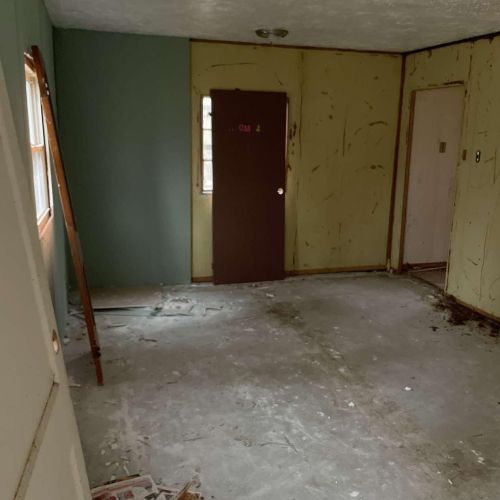 5329 27th St, Milwaukee, WI 53221-3723